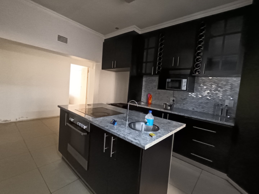 5 Bedroom Property for Sale in Park West Free State